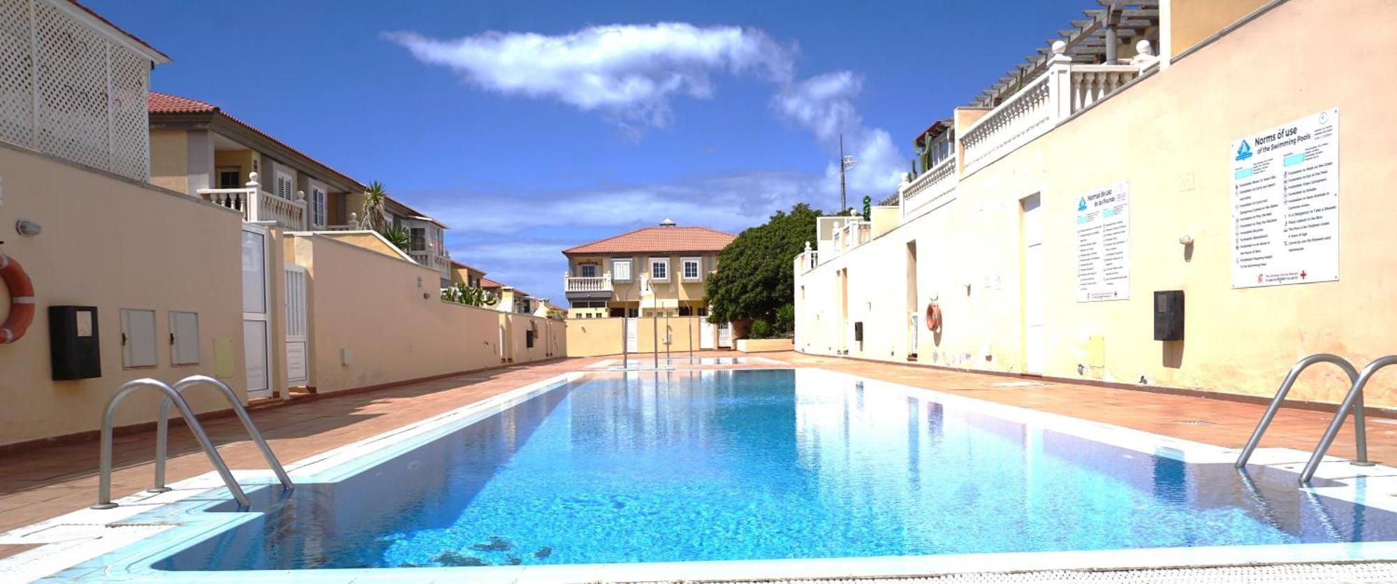 Отель Casa La Sonrisa Shared House Эль-Медано Экстерьер фото